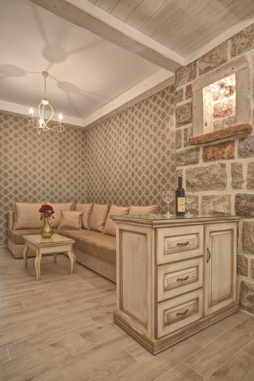 Piazza Apartments 2 Petrovac Kamer foto