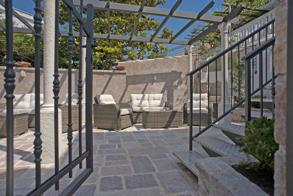 Piazza Apartments 2 Petrovac Kamer foto